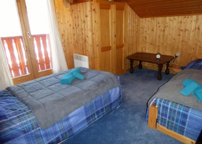 5-Bedroom Chalet With Sauna And Stunning Views
